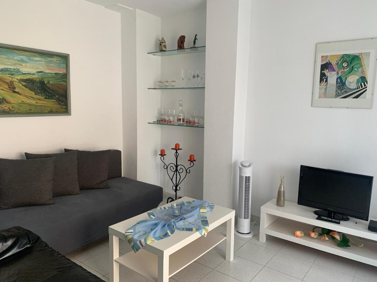 Appartamento Piso vacacional con piscina en Benicàssim Esterno foto