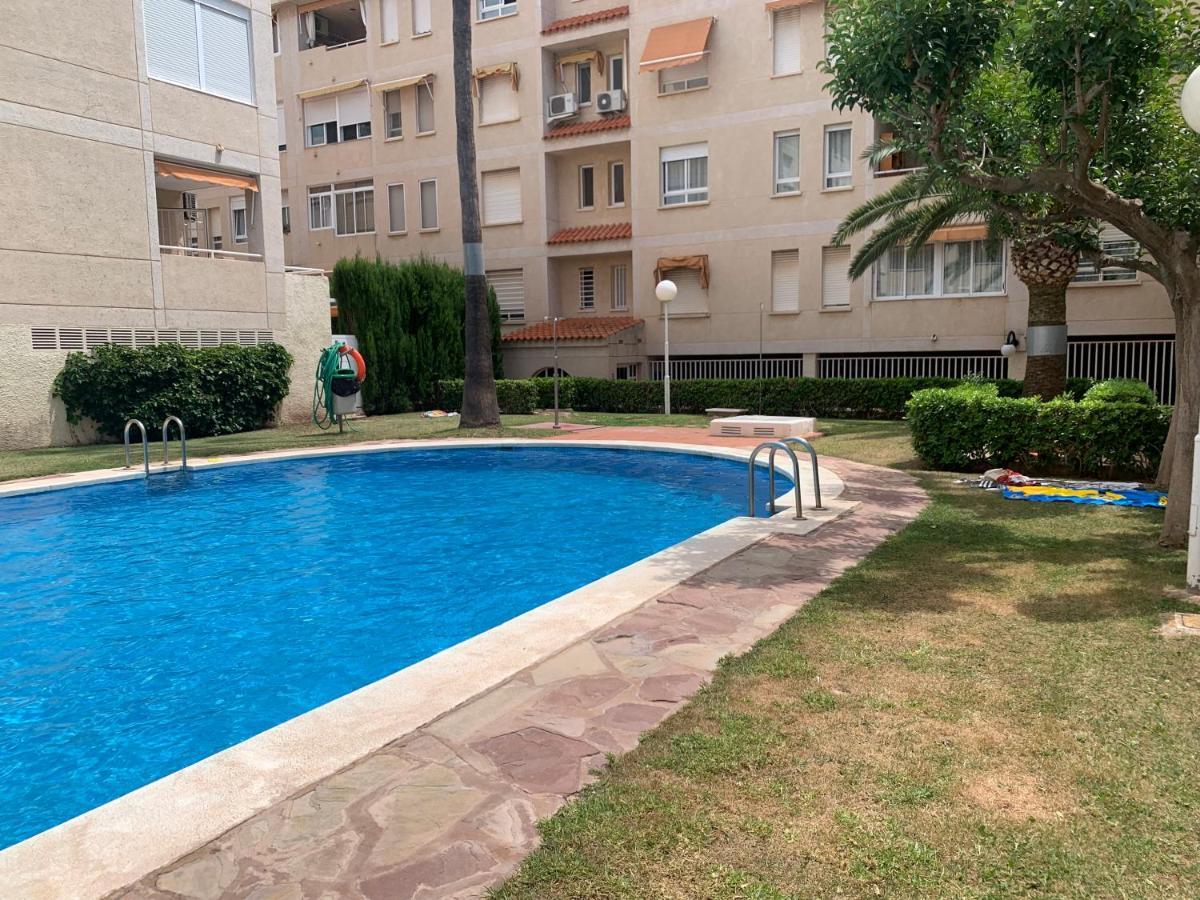 Appartamento Piso vacacional con piscina en Benicàssim Esterno foto