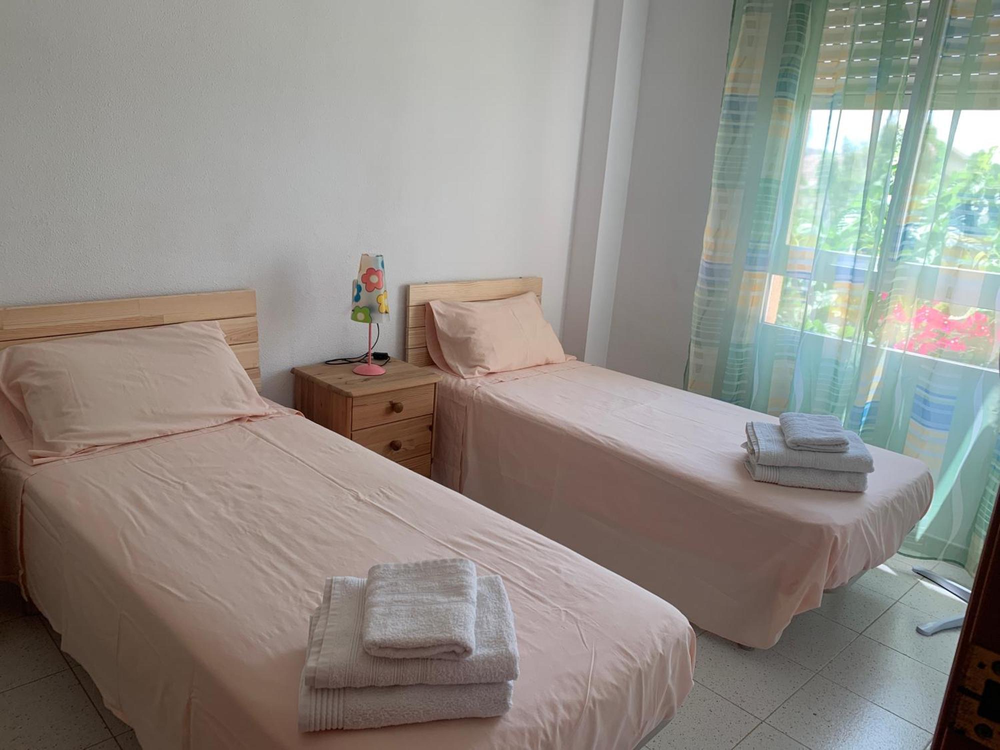 Appartamento Piso vacacional con piscina en Benicàssim Esterno foto